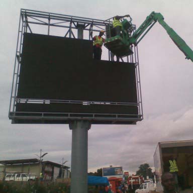 The main point to choose billboard manufacturer